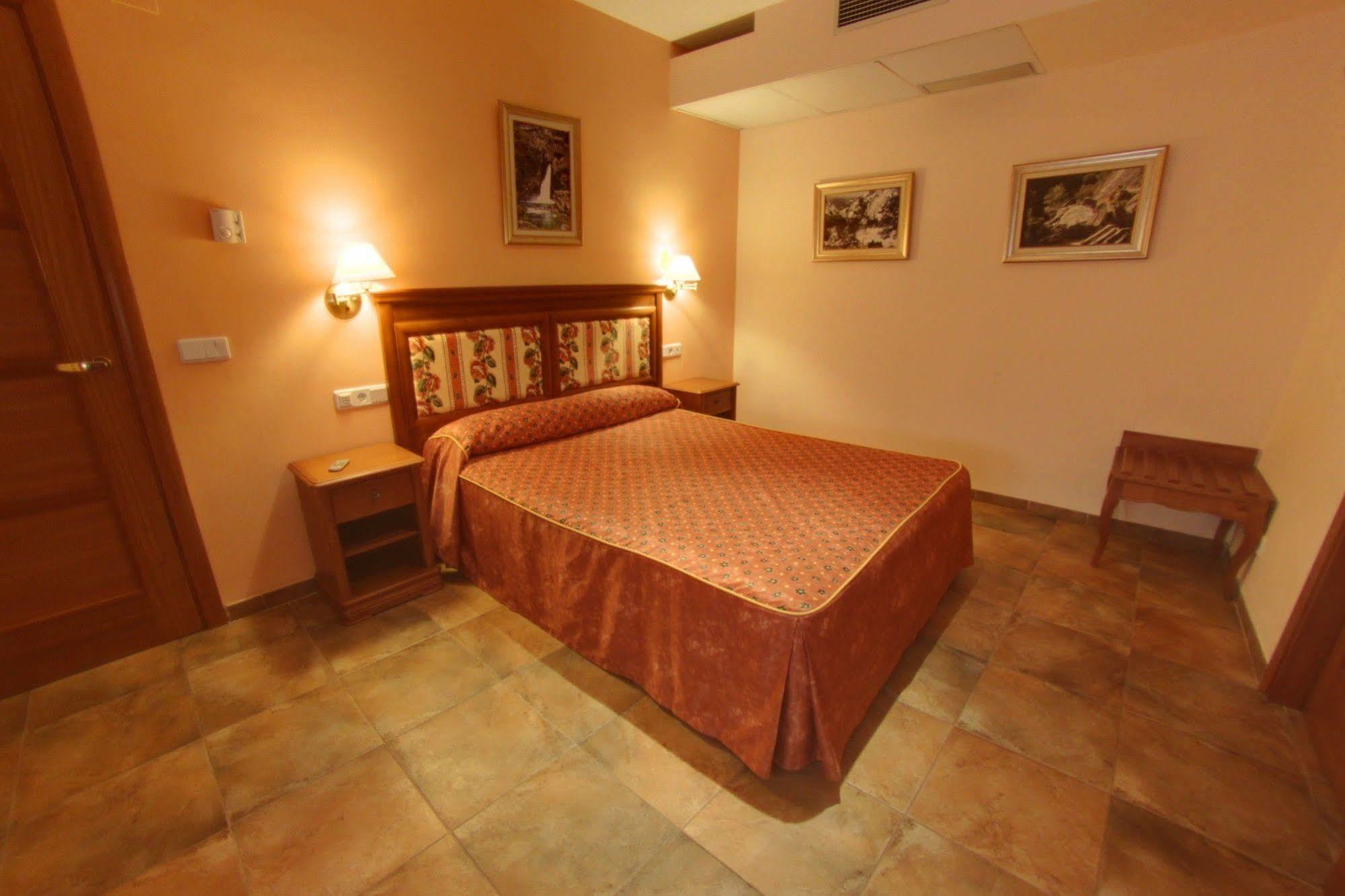 Hotel Balneario Parque De Cazorla Arroyo Frio Buitenkant foto